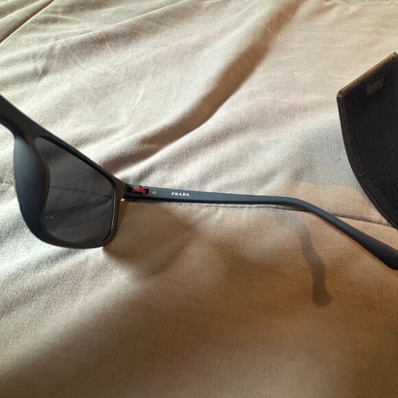 PRADA Sunglasses - Picture 6 of 7